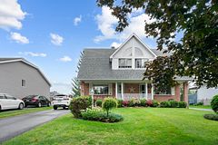 2314 EMILY Crescent, Cornwall, ON K6H 7H5