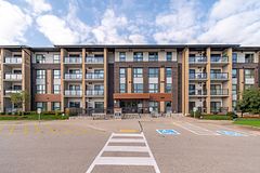 25 Kay Crescent 302, Guelph, ON N1L 0P2