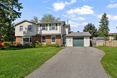 41 Winchester Drive, Kanata, ON K2L 2C8