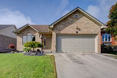 42 HICKORY Boulevard W, Strathroy-Caradoc, ON N7G 4E9