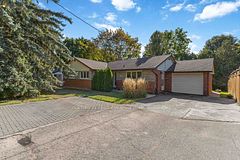 296 Sarnia Road, London North, ON N6G 1N3