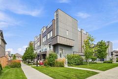 261 Skinner Road 18, Hamilton, ON L8B 1W6
