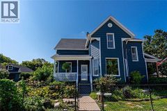 224 Vidal Street S, Sarnia, ON N7T 2T7