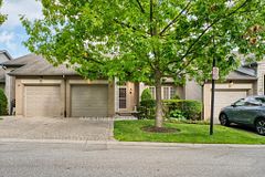 270 North Centre Road 11, London North, ON N6G 5E2
