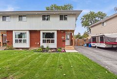 8458 Willoughby Drive, Niagara Falls, ON L2G 6X5
