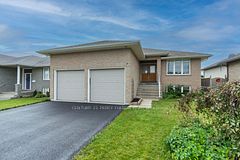 28 Freedom Crescent, Quinte West, ON K8V 0C1