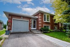 43 McGibbon Boulevard, Kawartha Lakes, ON K9V 6G4