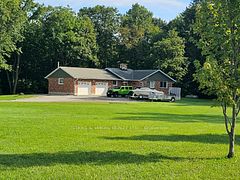 9195 Carl Road, Niagara Falls, ON L3B 5N4