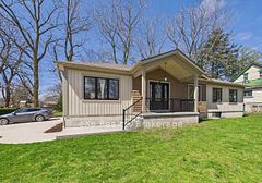 966 Charles Street B Lower, Kincardine, ON N2Z 2C3