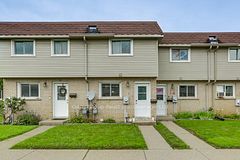105 Springbank Avenue E 9, Woodstock, ON N4S 7P7