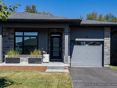 18 Pine Needle Way, Huntsville, ON P1H 1M3
