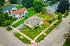 56 Ashbury Avenue, London South, ON N6E 1T1