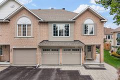 132 Macassa Circle, Kanata, ON K2T 1J9
