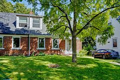 68 Apeldoorn Crescent, London East, ON N5Y 2B8