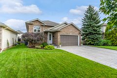 325 Lea Crescent, Welland, ON L3C 7J8