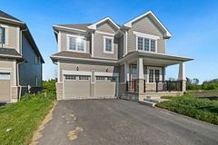 54 Oakmont Drive, Loyalist, ON K0H 1G0