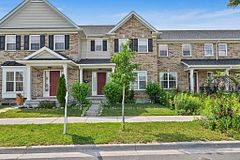 849 Broadway Boulevard, Peterborough, ON K9H 7T3