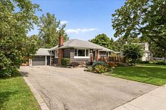 721 Broadway Street, Welland, ON L3C 5M6