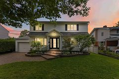 115 Mountbatten Avenue, Alta Vista and Area, ON K1H 5V6