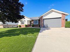 23 Willow Street, Brockton, ON N0G 2V0
