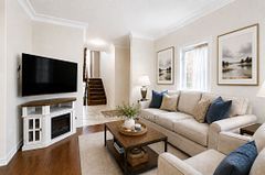 5 Liddycoat Lane, Hamilton, ON L9G 0A7