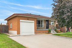 93 Nugent Drive, Hamilton, ON L8H 2N1