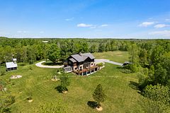 19067 Highway 7, Tay Valley, ON K7H 3C6