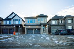 643 Windwood Drive, Hamilton, ON L0R 1C0