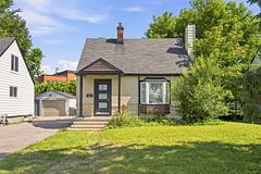 929 Merivale Road, Carlington - Central Park, ON K1Z 5Z7