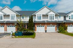 475 Annapolis Court, Waterloo, ON N2K 4E7