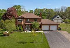 32 Sunset Drive, Woolwich, ON N0B 2V0