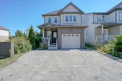 612 Winterberry Avenue, Waterloo, ON N2V 2W4