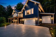 1420 Echo Lake Road, Lake of Bays, ON P0B 1A0