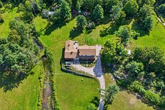 1304 11 Highway N, Gravenhurst, ON P0E 1N0