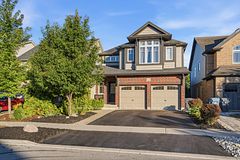 186 Goodwin Drive, Guelph, ON N1L 0C7