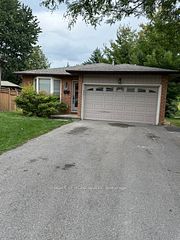 35 Bloomsbury Court, Hamilton, ON L9G 4L6