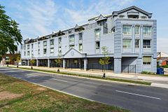 400 York Boulevard 203, Hamilton, ON L8R 3M5