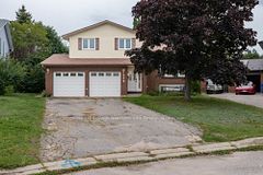 476 Maplewood Avenue, North Bay, ON P1B 9B8