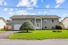 14 Albert Street, Casselman, ON K0A 1M0