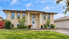151 Iris Crescent, Thunder Bay, ON P7A 8A1