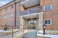 67 BRECKENRIDGE Drive 202, Kitchener, ON N2B 3R8