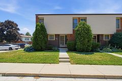 742 Fanshawe Park Road E, London North, ON N5X 2B9