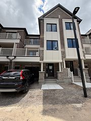 32 Canyon Hill Drive, Kitchener, ON N2R 0V9