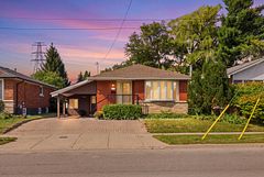 304 Whitney Avenue, Hamilton, ON L8S 2H2