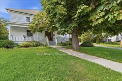 28 Lorne Avenue, Quinte West, ON K8V 5B3