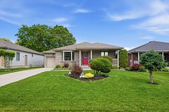 12 Schneider Drive, Norfolk, ON N0A 1N4
