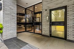18 Nepean Street 701, Ottawa Centre, ON K2P 2L2
