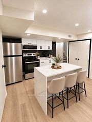8008 Blue Ash Lane, Niagara Falls, ON L2H 0N9