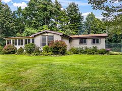 87 Fitzsimmons Road, Front of Leeds & Seeleys Bay, ON K0E 1L0