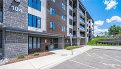 104 Summit Ridge Drive 104, Guelph, ON N1E 0R5